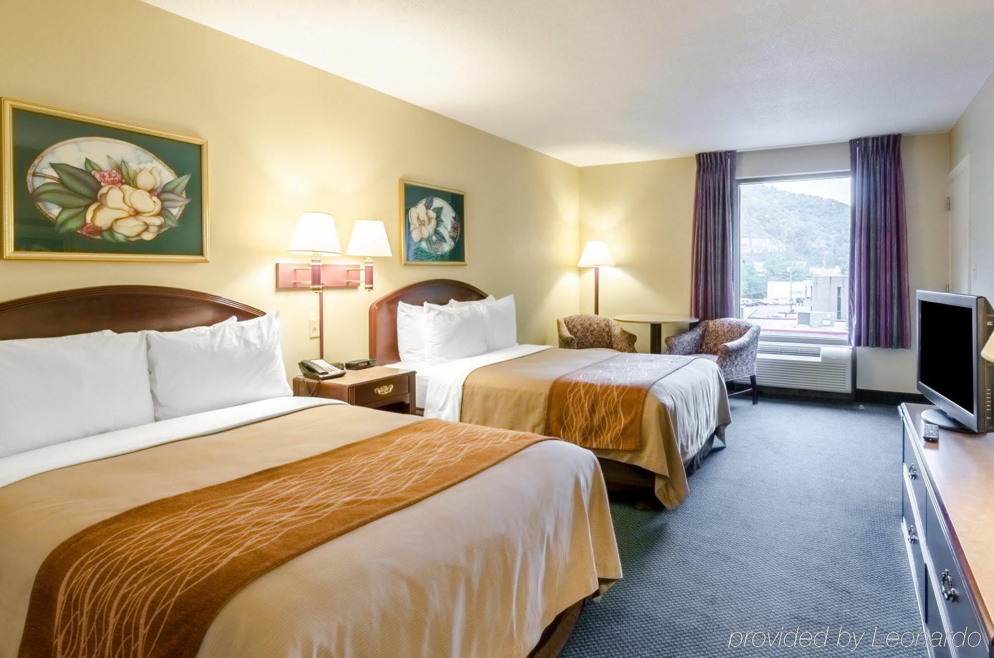 Comfort Inn & Suites Grundy Bagian luar foto